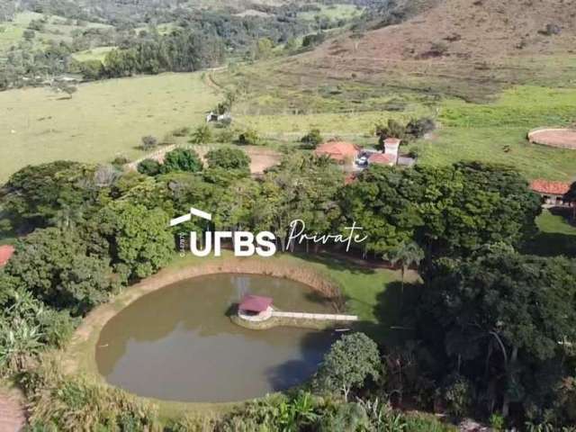 Fazenda Barreiro - Chácara 5 quartos, sendo 1 suíte