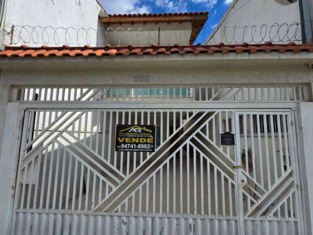 Sobrado sendo 3 Quartos e 4 Vagas no Bela Vista em Osasco.