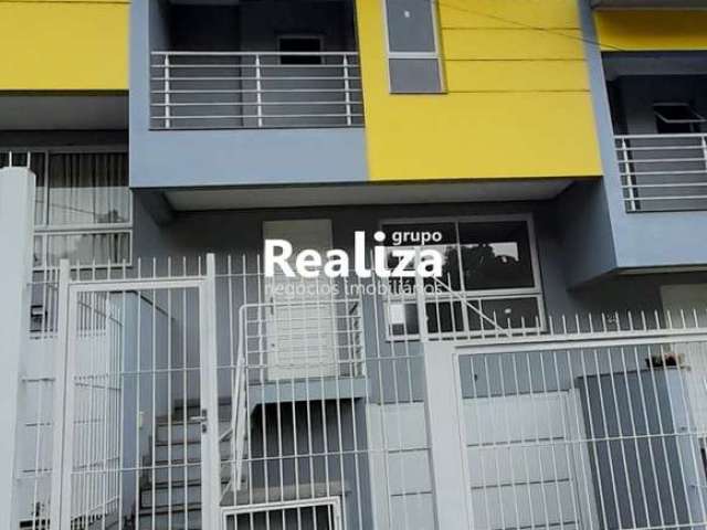 Sobrado geminado com entrada individual com 116,13m², no São Luiz, 3 dormitórios,  salas, sacadas, 2 banheiros, cozinha, churrasqueira ,garagem, área de serviço, pátio