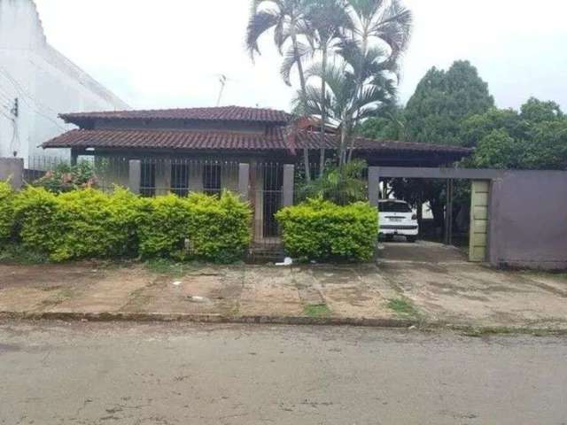 Casa à venda no bairro Santa Genoveva em Goiânia/GO