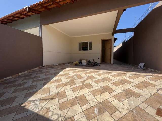 Casa para Venda em Campo Grande, Morada Verde, 3 dormitórios, 1 suíte, 2 banheiros, 2 vagas