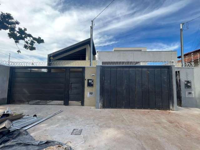 Casa para Venda em Campo Grande, Coronel Antonino, 3 dormitórios, 1 suíte, 2 banheiros, 2 vagas