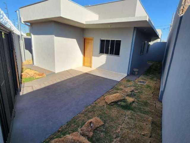 Casa para Venda em Campo Grande, Vila Nova Campo Grande, 3 dormitórios, 1 suíte, 2 banheiros, 2 vagas