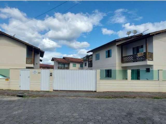 Casa no bairro santa terezinha a poucos minutos do centro de brusque