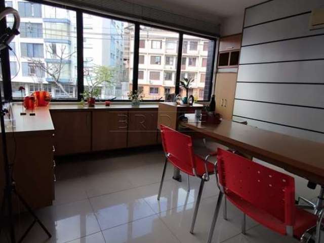 Sala comercial com 2 salas para alugar na Avenida Protásio Alves, 2218, Petrópolis, Porto Alegre por R$ 1.200