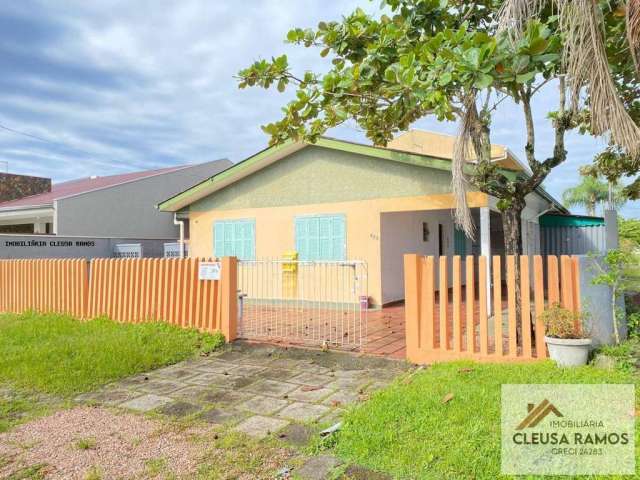 Casa para Venda em Guaratuba, Brejatuba, 3 dormitórios, 1 suíte, 2 banheiros, 2 vagas