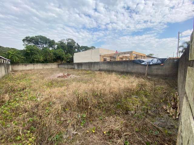 Excelente Terreno limpo e murado para Venda no bairro Balneário Nereidas, localizado na cidade de Guaratuba / PR.