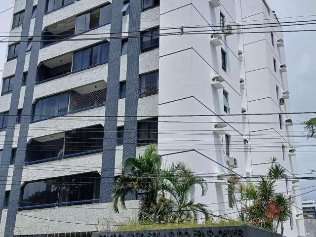 Residencial Solar do Parque - Cobertura > 3 quartos uma suíte com dependência completa