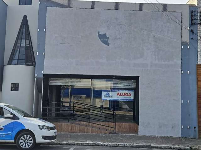 Ampla Sala Comercial , Centro da cidade, grande fluxo de carros e pedestres , escola  proxima