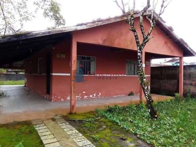 Casa próxima rodovia Pontal do Paraná