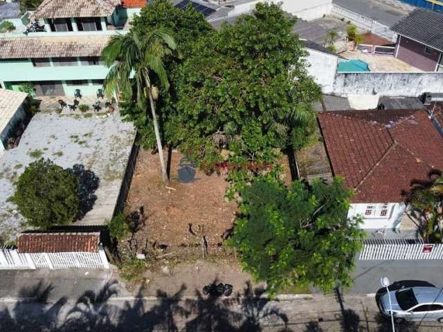 Terreno no centro de Matinhos