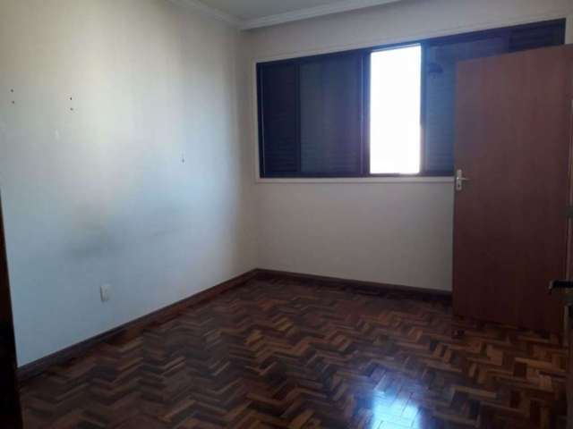 Apartamento no Edifício Santa Helena  com 3 dormitórios à venda, 120 m² por R$ 325.000 - Centro - Londrina/PR