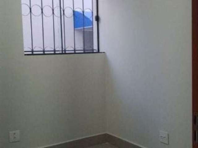 Casa com 2 dormitórios para alugar, 55 m² por R$ 2.200,00 - Centro - Londrina/PR