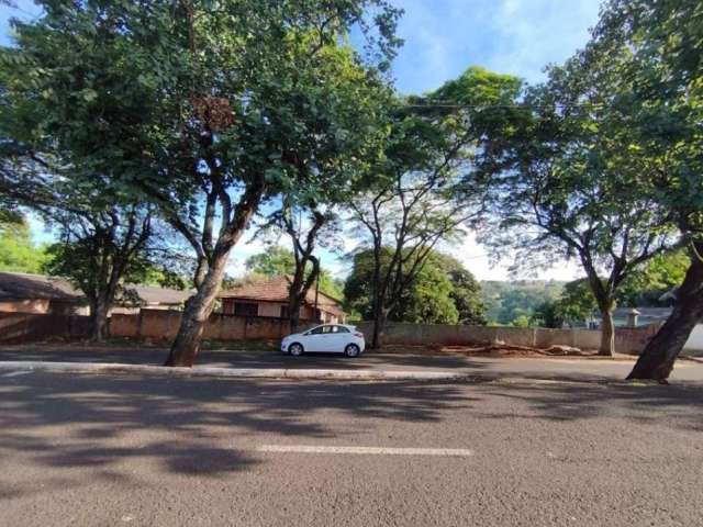 Terreno à venda,com 3054,42 m² , R$1.200.000,00, no jardim Ouro Verde, Londrina, PR