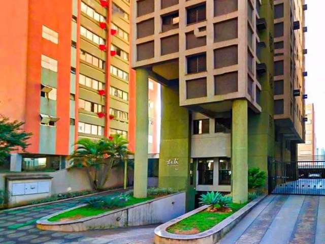 Apartamento - centro - andar alto - sacada- 03 dormitórios no Edifício Salvador Dali - R$ 550.000