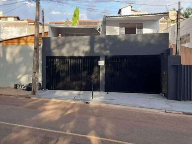 Casa à venda, 300 m² por R$ 960.000,00 - Bancários - Londrina/PR