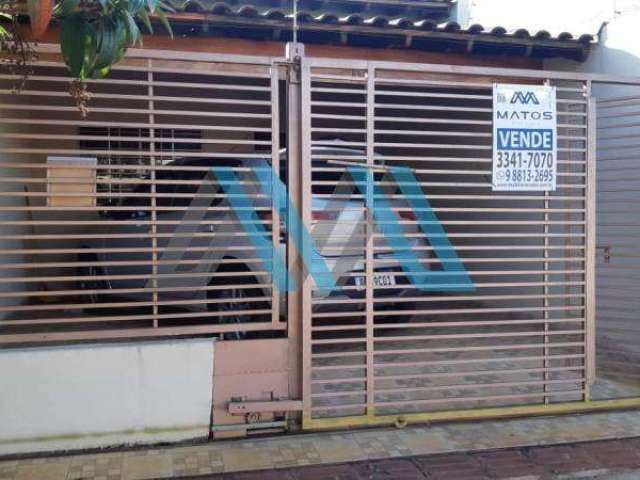 Casa para Venda em Londrina, Jardim Montecatini, 3 dormitórios, 1 suíte, 1 banheiro, 1 vaga