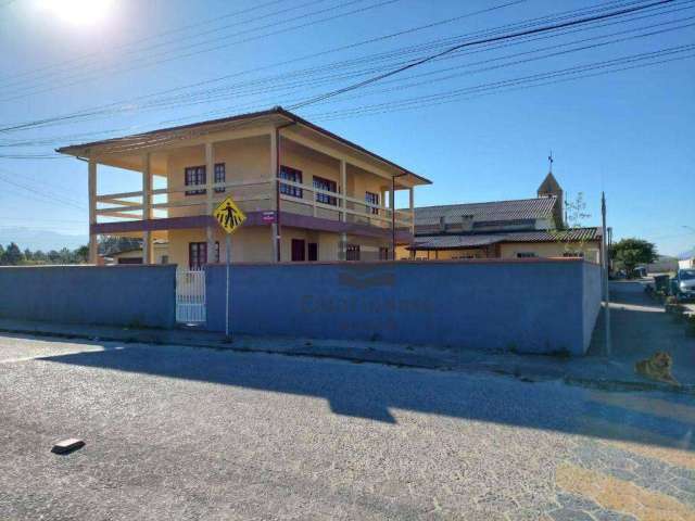 Casa à venda, 300 m² por R$ 900.000,00 - Balneário Ponta Do Papagaio (Ens Brito) - Palhoça/SC