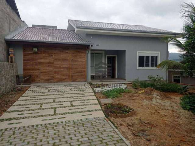 Casa com 2 dormitórios à venda, 133 m² por R$ 680.000,00 - São Francisco - Santo Amaro da Imperatriz/SC