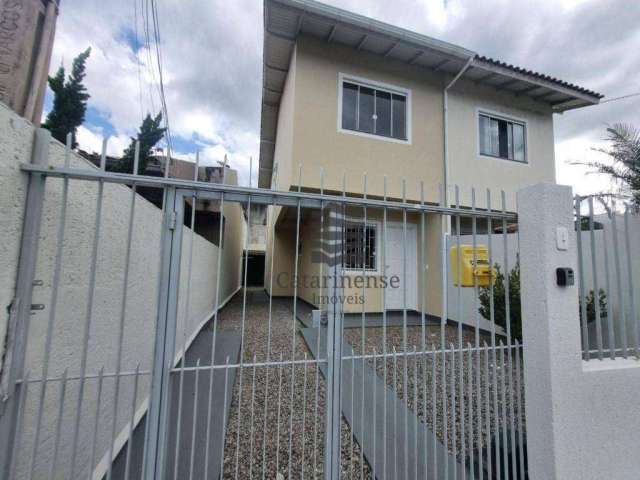 Sobrado com 2 dormitórios à venda, 67 m² por R$ 350.000 - São Sebastião - Palhoça/SC