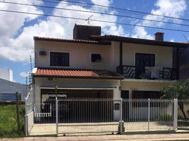 Casa com 3 dormitórios à venda, 200 m² por R$ 1.490.000,00 - Areias - São José/SC