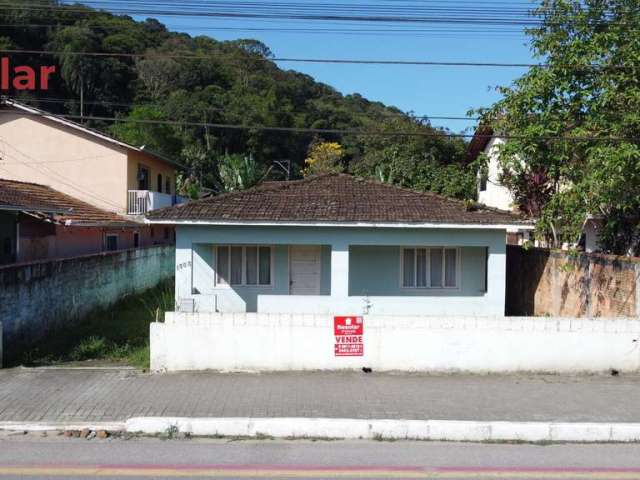 Casa com 3 quartos á venda no Rocio Grande em São Francisco do Sul/SC.