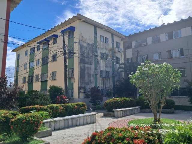 Apartamento nascente, ventlado, vista livre, terceiro andar escada com 2/4 no Condominio Trobogy Paralela a cino minutos estação metrô vender Salvador