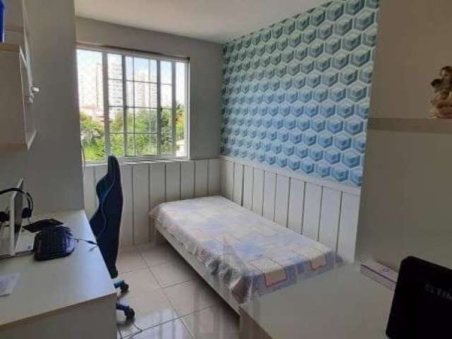 Apartamento 3/4 medindo 81 m², varanda, dependência, moveis planejados vender no Villa Toscana em Patamares região de Pituaçu salvador Bahia