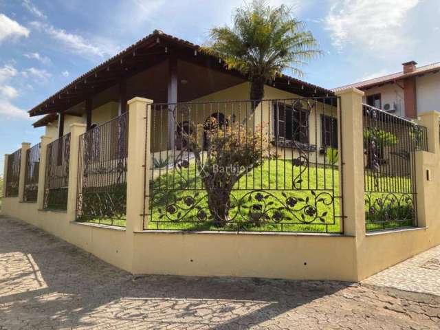 Casa com 5 quartos à venda na Vila Nova, Blumenau , 420 m2 por R$ 1.500.000