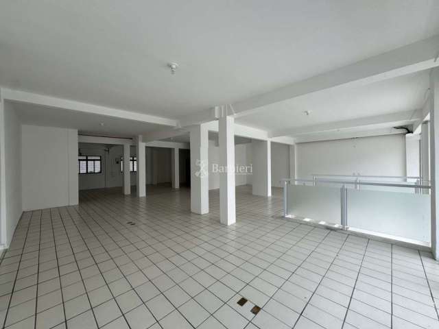 Sala comercial com 3 salas para alugar no Victor Konder, Blumenau , 400 m2 por R$ 12.000