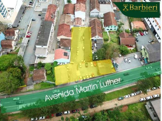 Terreno comercial à venda no Victor Konder, Blumenau , 1402 m2 por R$ 2.928.000