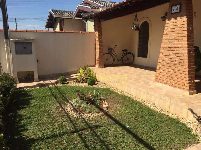 Casa à venda 5 Quartos, 1 Suite, 3 Vagas, 300M², Residencial Ouro Verde, Pindamonhangaba - SP