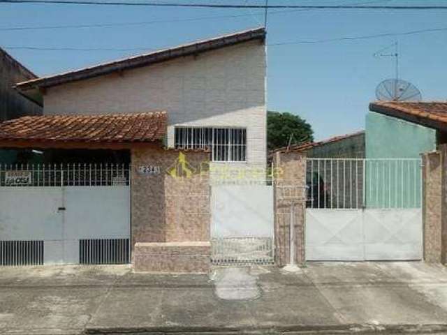 Casa à venda 4 Quartos, 2 Vagas, Cidade Nova, Pindamonhangaba - SP