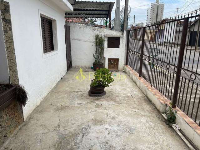 Casa à venda 2 Quartos, 1 Vaga, 300M², Água Preta, Pindamonhangaba - SP