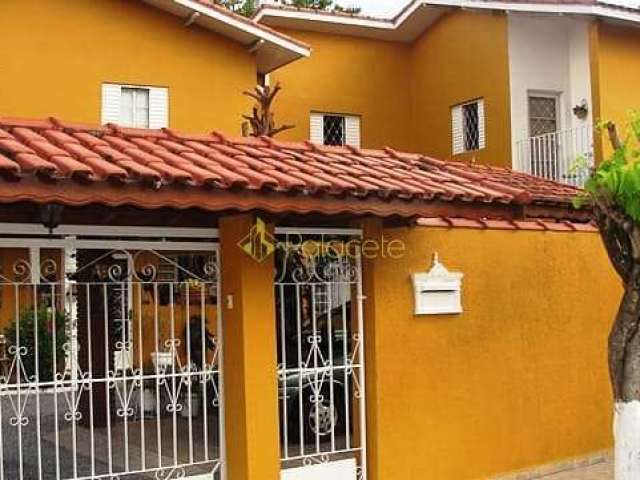 Casa à venda 4 Quartos, 2 Suites, 6 Vagas, 320M², Carangola, Pindamonhangaba - SP