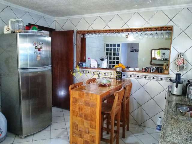 Casa à venda 5 Quartos, 3 Suites, 3 Vagas, 250M², Crispim, Pindamonhangaba - SP