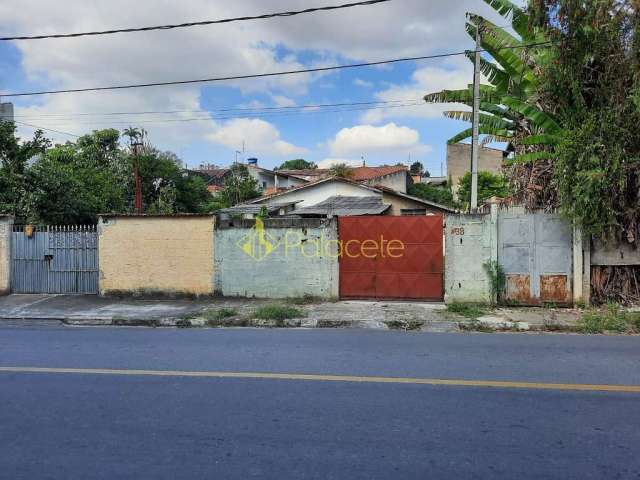 Casa à venda 4 Quartos, 2 Vagas, 350M², Jardim Boa Vista, Pindamonhangaba - SP