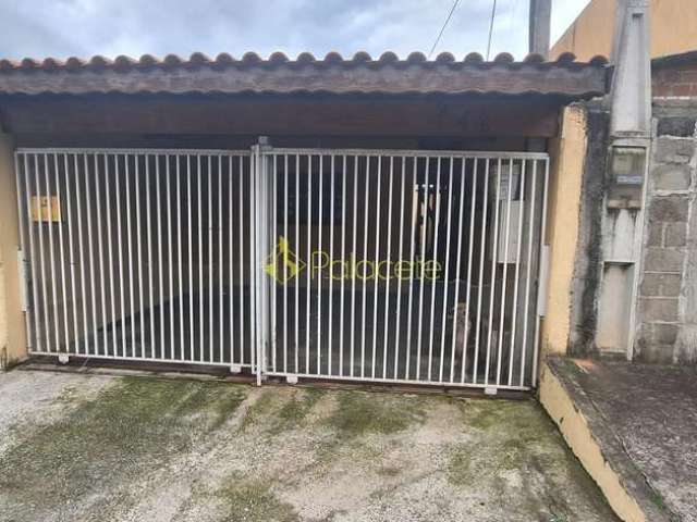 Casa à venda 2 Quartos, 1 Suite, 2 Vagas, 125M², Residencial Mombaça, Pindamonhangaba - SP