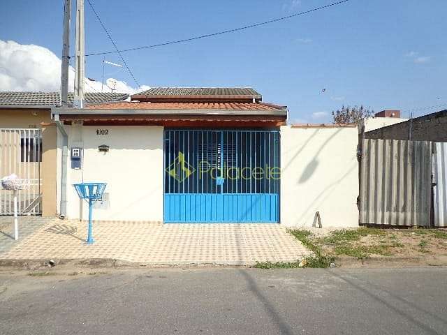 Casa à venda 2 Quartos, 1 Vaga, 125M², Residencial Maricá, Pindamonhangaba - SP