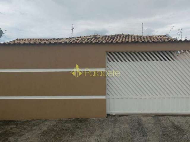 Casa à venda 3 Quartos, 1 Suite, 2 Vagas, 250M², Residencial Pasin, Pindamonhangaba - SP