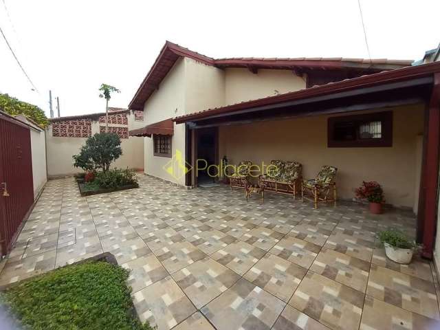 Casa à venda 3 Quartos, 2 Vagas, 260M², Residencial Maricá, Pindamonhangaba - SP