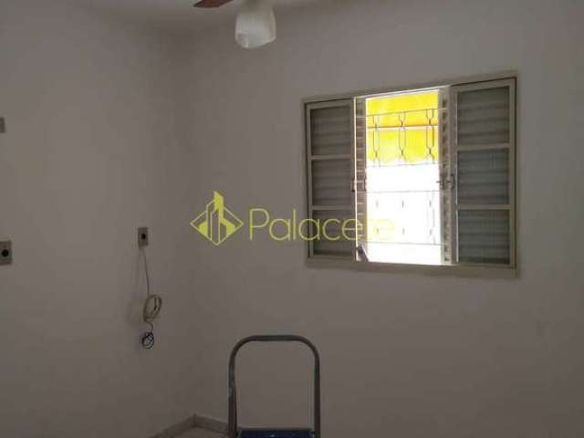 Casa à venda 3 Quartos, 3 Vagas, 250M², Parque Jaraguá, Taubaté - SP