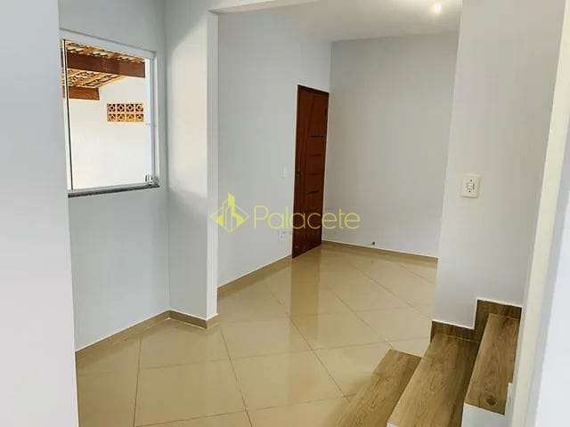 Casa à venda 2 Quartos, 1 Suite, 3 Vagas, 85M², Jardim Gurilândia, Taubaté - SP