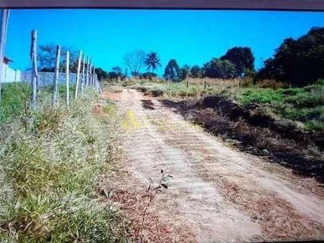 Terreno à venda 3500M², Bairro do Grama, Caçapava - SP