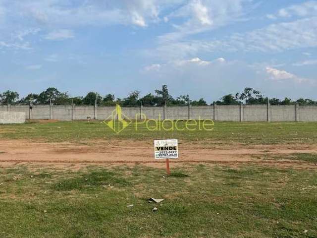 Terreno à venda 1044M², Condominio Residencial Colonial Village II, Pindamonhangaba - SP | Colonial