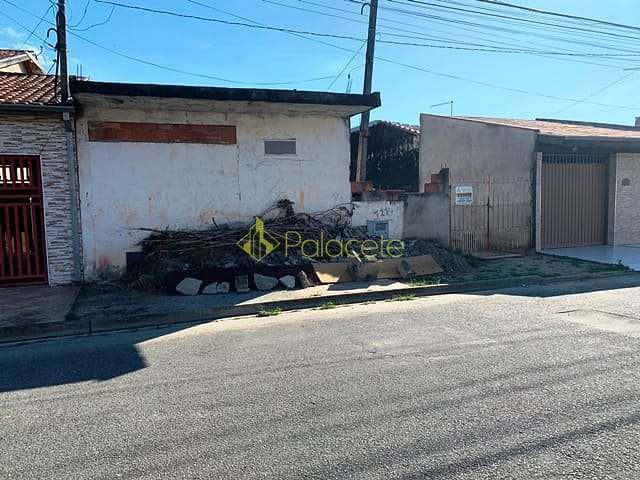 Casa à venda 2 Quartos, 5 Vagas, 300M², Laerte Assunção, Pindamonhangaba - SP