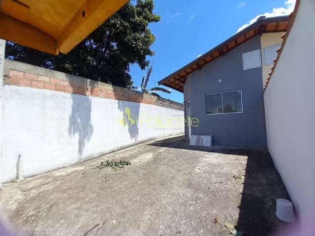 Casa à venda 2 Quartos, 2 Vagas, 60M², Conjunto Residencial Araretama, Pindamonhangaba - SP