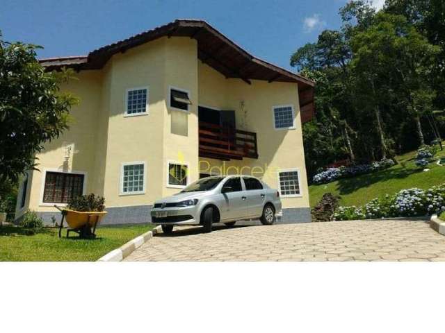 Casa à venda 3 Quartos, 1 Suite, 3 Vagas, 1265M², Zona Rural, Monteiro Lobato - SP