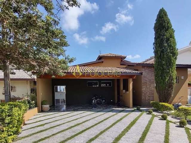 Casa à venda 5 Quartos, 3 Suites, 4 Vagas, 420M², Condomínio Real Ville, Pindamonhangaba - SP | Con