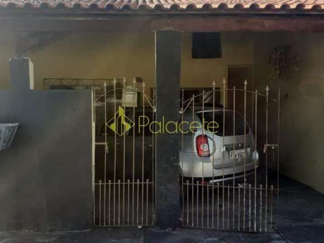 Casa à venda 2 Quartos, 2 Vagas, 178M², Residencial Vale das Acácias, Pindamonhangaba - SP